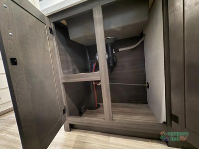 2026 Venture RV SportTrek Touring Edition — photo 15 view