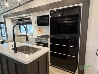 2026 Venture RV SportTrek Touring Edition — photo 11 view
