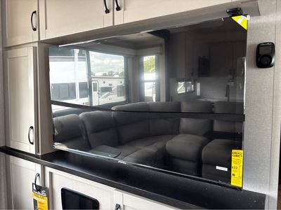 2026 Jayco Seismic - Photo 36