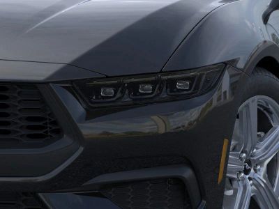 2026 Ford Mustang — photo 18 view