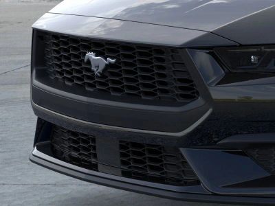 2026 Ford Mustang — photo 17 view