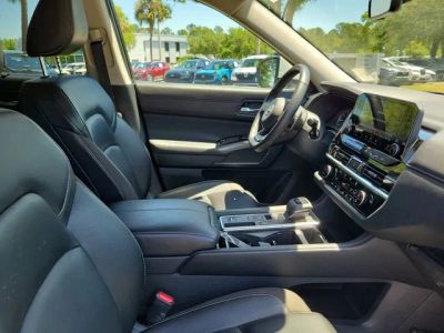 2024 Nissan Pathfinder — photo 35 view