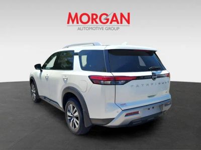 2024 Nissan Pathfinder — rear three-quarter view