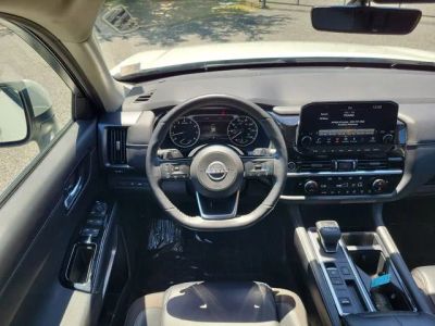 2024 Nissan Pathfinder — photo 27 view