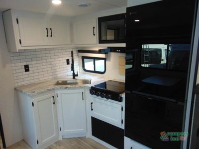 2026 Venture RV Campbound Platinum - Photo 8