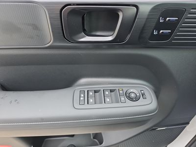 2026 Hyundai Santa Fe — photo 13 view