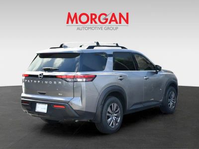 2023 Nissan Pathfinder — engine compartment view