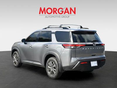2023 Nissan Pathfinder — interior view