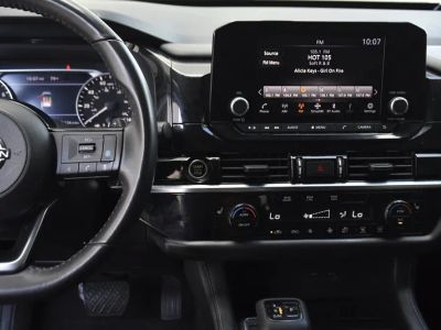 2023 Nissan Pathfinder — photo 11 view
