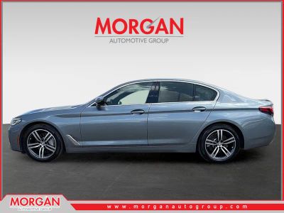 2021 BMW 5 Series — engine compartment view