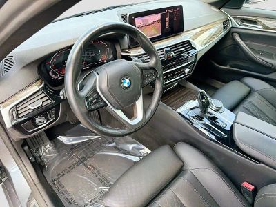 2021 BMW 5 Series — photo 25 view