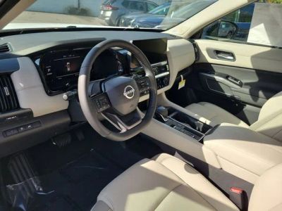 2026 Nissan Pathfinder — photo 7 view