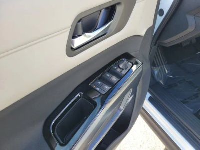 2026 Nissan Pathfinder — engine compartment view