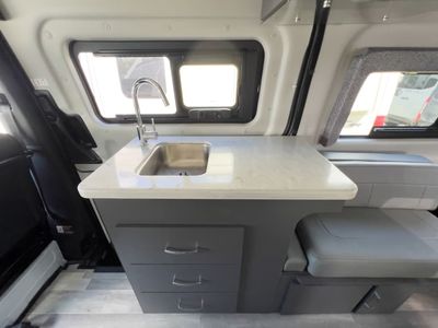 2023 Thor Motor Coach TRANQUILITY - Photo 8