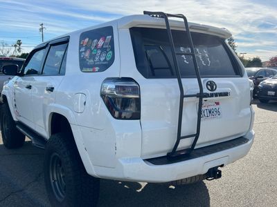 2020 Toyota 4Runner - Photo 4