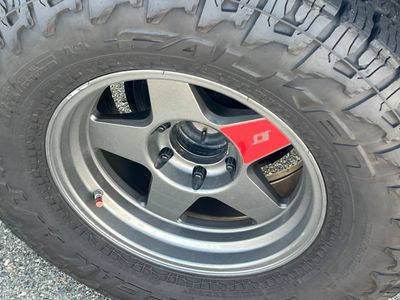 2020 Toyota 4Runner - Photo 17