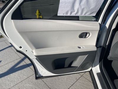 2026 Hyundai IONIQ 5 — photo 15 view