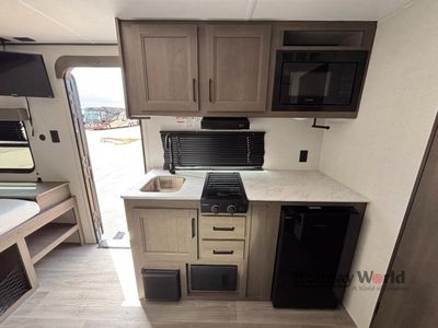2026 Grand Design Transcend One - Photo 15