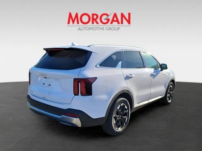 2026 Kia Sorento — side profile view