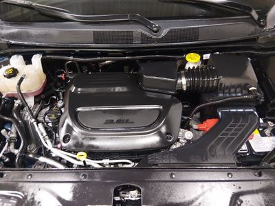 2023 Chrysler Pacifica — photo 9 view