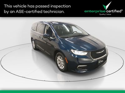 2023 Chrysler Pacifica Touring L FWD — front three-quarter view