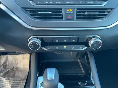 2025 Nissan Altima - Photo 14