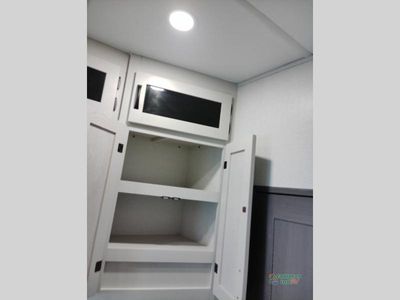 2026 Coachmen RV Chaparral - Photo 33