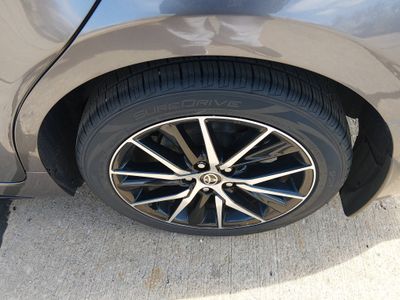 2024 Toyota Camry - Photo 10
