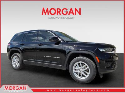 2026 Jeep Grand Cherokee Laredo X in Black — front three-quarter view
