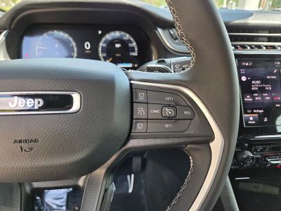 2026 Jeep Grand Cherokee — photo 19 view