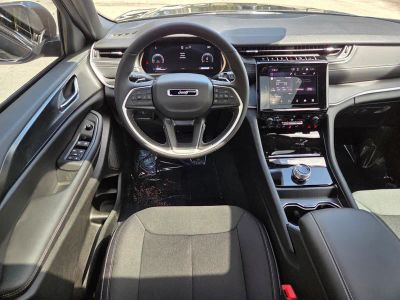 2026 Jeep Grand Cherokee — photo 11 view
