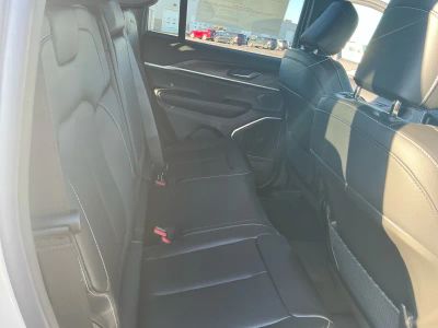 2026 Jeep Grand Cherokee — photo 19 view