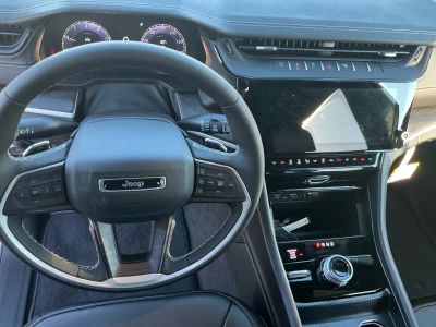2026 Jeep Grand Cherokee — photo 15 view