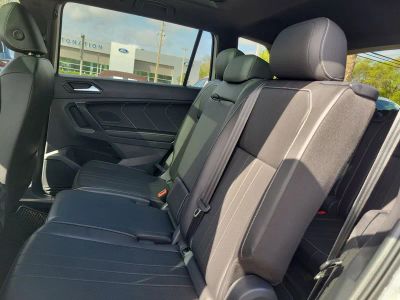 2024 Volkswagen Tiguan — photo 13 view