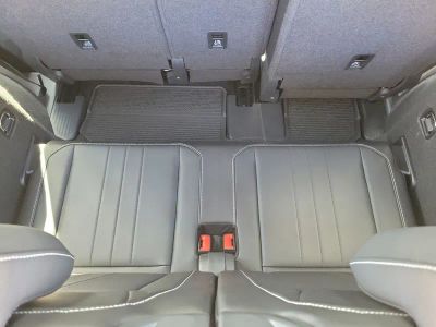 2024 Volkswagen Tiguan — photo 10 view