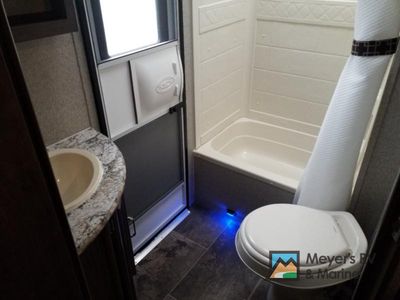 2019 Keystone RV Passport - Photo 13