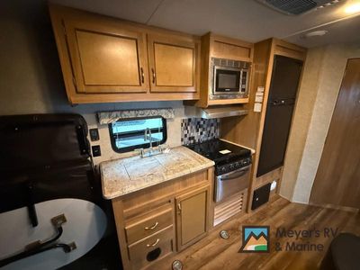 2018 Coachmen RV Catalina Trail Blazer - Photo 9