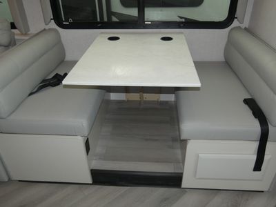 2026 Holiday Rambler Invicta — photo 14 view