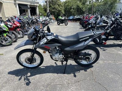 2025 Honda XR150L - Photo 8