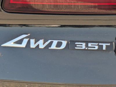 2024 Genesis GV80 — photo 13 view