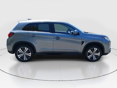 2024 Mitsubishi Outlander Sport — photo 8 view