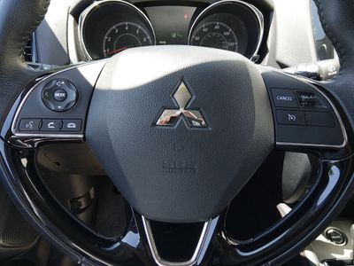 2024 Mitsubishi Outlander Sport — photo 12 view