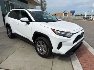 2024 Toyota RAV4 — photo 8 view