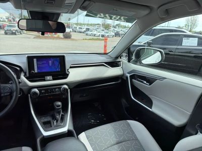 2024 Toyota RAV4 — photo 28 view