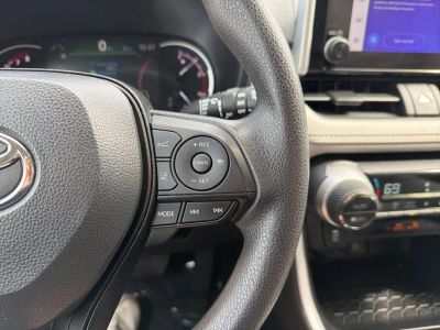 2024 Toyota RAV4 — photo 19 view