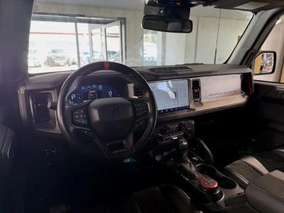 2024 Ford Bronco - Photo 8