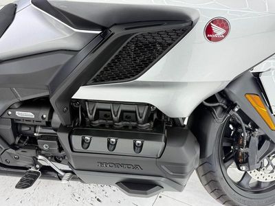 2025 Honda Gold Wing Tour - Photo 13