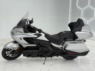 2025 Honda Gold Wing Tour - Photo 8