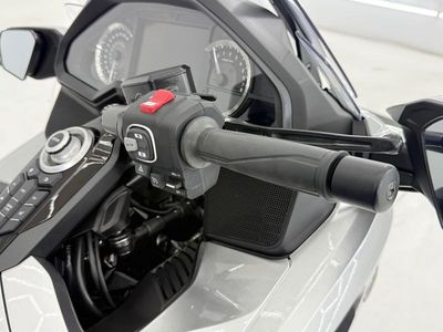 2025 Honda Gold Wing Tour - Photo 11