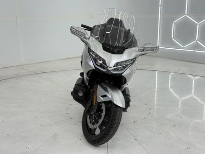 2025 Honda Gold Wing Tour - Photo 3